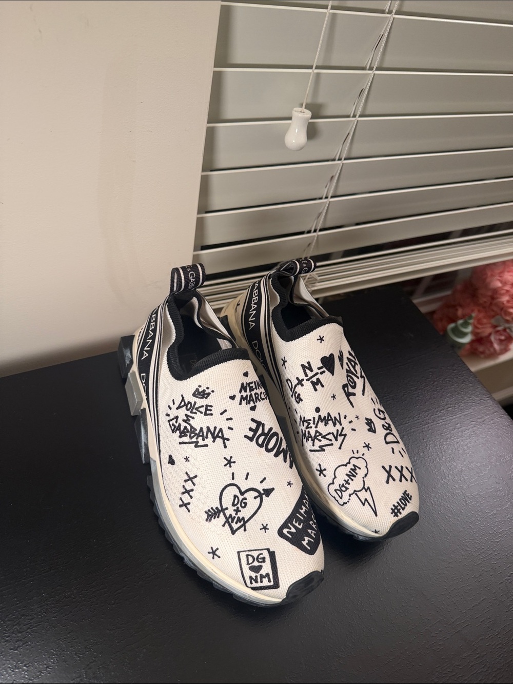 Dolce & Gabbana Womens White Canvas Graffiti Slip-On Sneakers